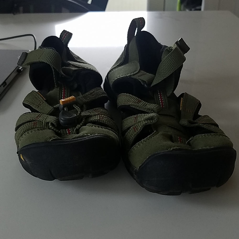 Keen water shoe